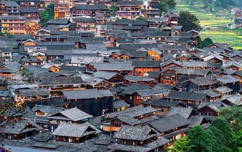 铜仁6种常见的外墙仿石漆施工工艺！